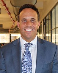 A headshot of Edward A. Steinberg, a partner at the personal injury firm Leav & Steinberg LLP in New York, NY